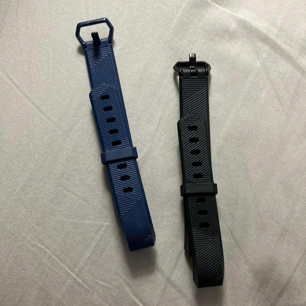 FREE fitbit replacement bands